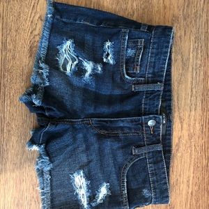 Joe’s denim shorts !!